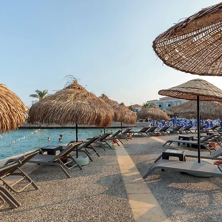 Cumbalica Garden 酒店