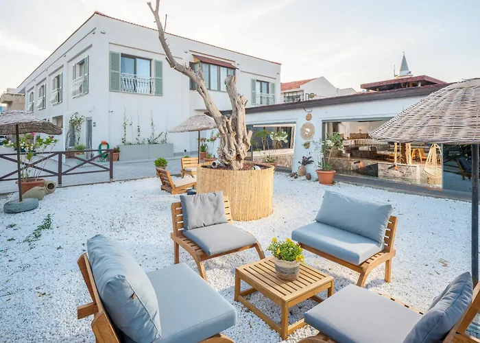 Cumbalica Garden Çeşme