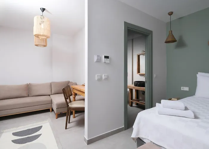 Cumbalica Garden Çeşme